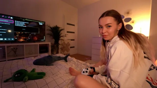 Squirting milf gets fucked hard instead of playing games