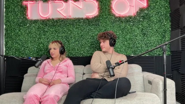 Maxie mellow erstes porno-interview über ihre vorlieben