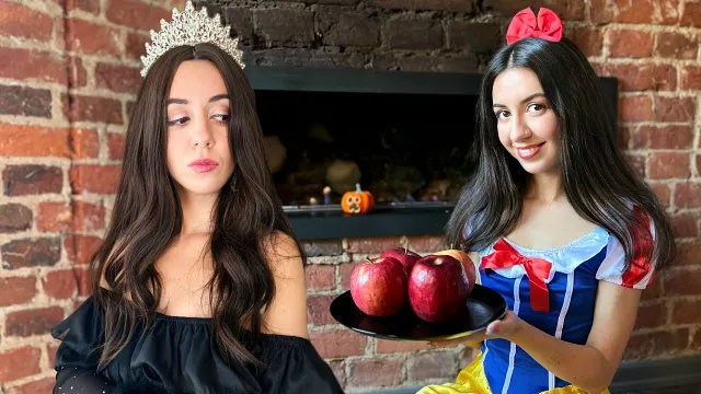 Milf halloween blancanieves secreta anal enano mamada