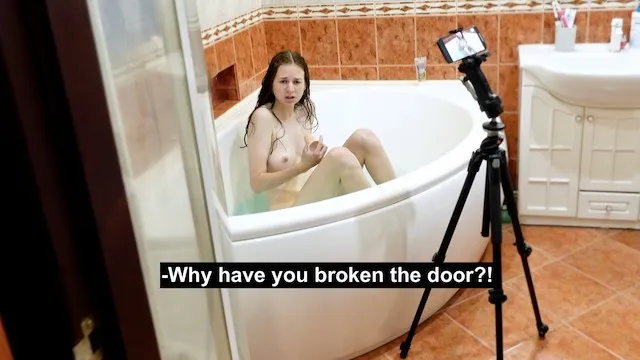 J'ai surpris mon coloc filmer une vidéo bizarre aux toilettes