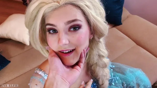 Elsa gets fucked like a slut in frozen 2 cosplay