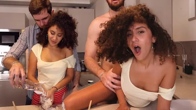 Milf получает анал от girthmasterr