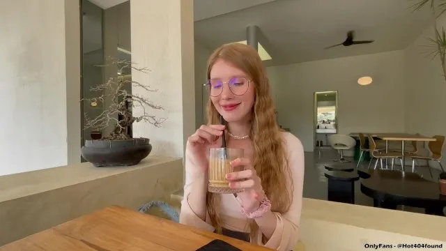 Cafe date leads to hotel fucking