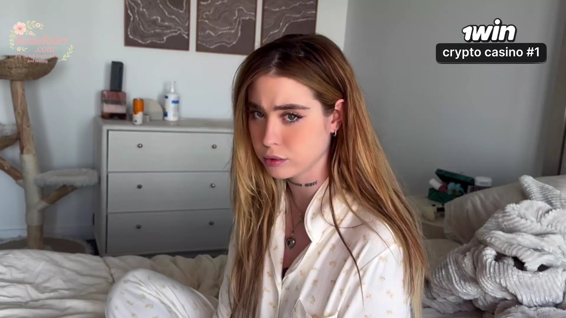 Almost caught cheating gf with sisters hot best friend