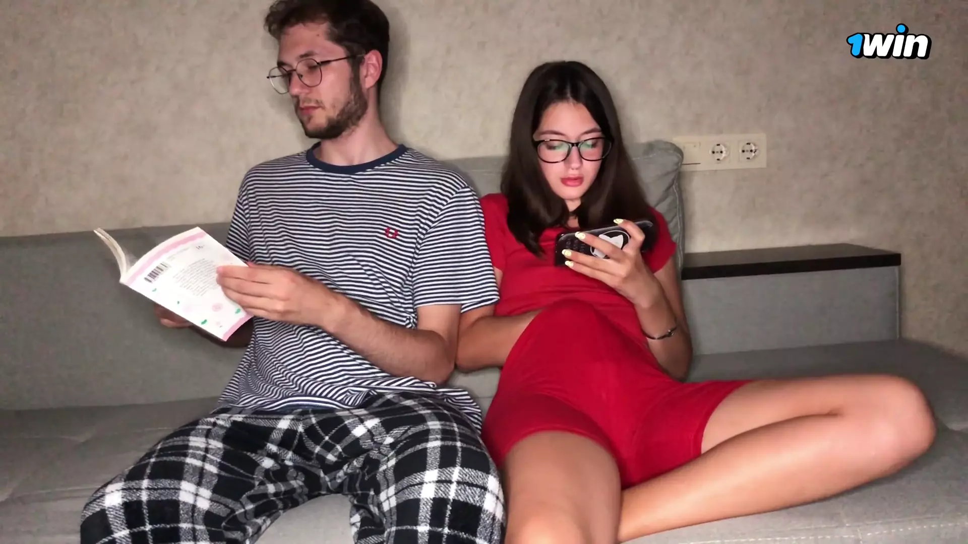 Stepsister masturbating in front of stepbrother - horny and can't r...