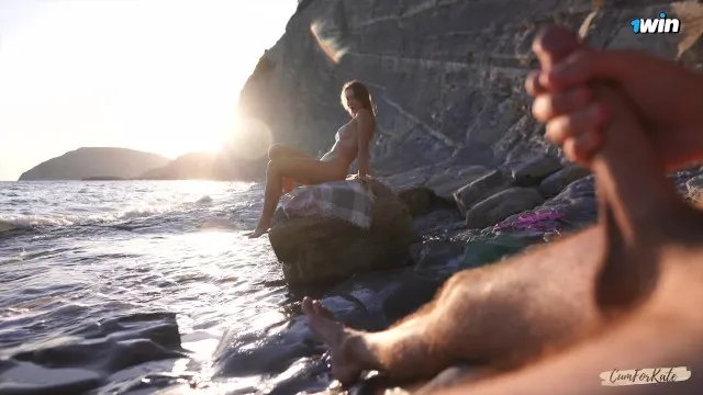 Stranger milf on nudist beach catches dick flash and jerks me off