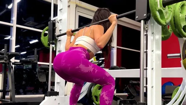 Bubble butt fitness trainer picked up and rough fucked in bed