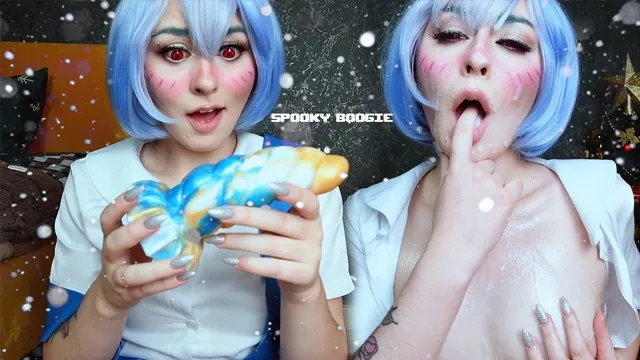 綾波レイコスプレアナルフェラクリスマスツリーの下