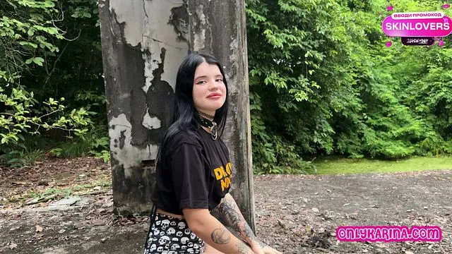 Altgirl deep blowjob and anal in abandoned place