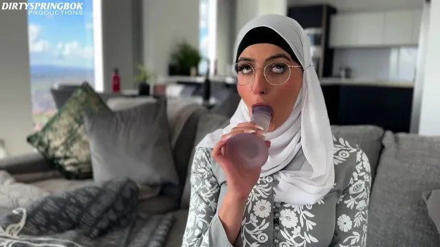 Maid finds sex toys during anal blowjob