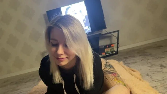 Señora milf aburrida quiere anal mamada amateur