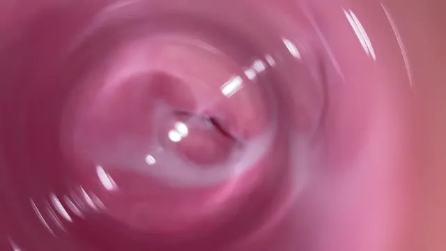 Mia's teen creamy pussy gets deep camera inside