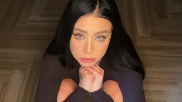 Big titty goth girlfriend begs for massage and more from bestfriend...
