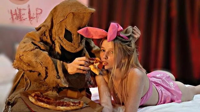 Trick or treat boogeyman milf teen anal blowjob