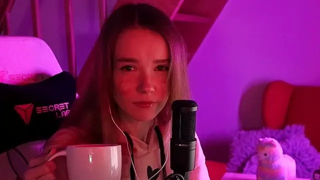 Asmr horny arcana: gamergirl plays