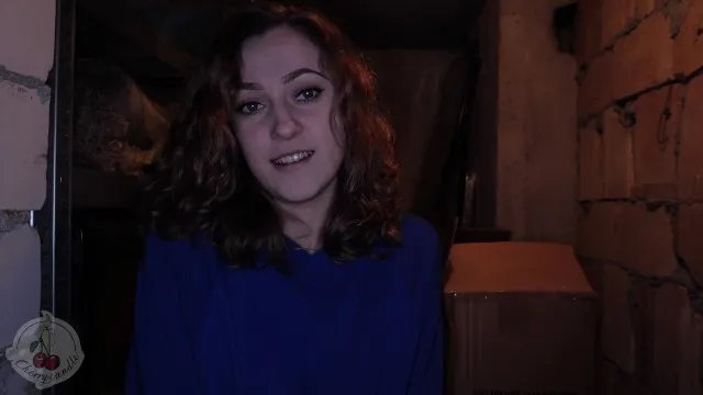Milf neighbor blowjob for help moving box