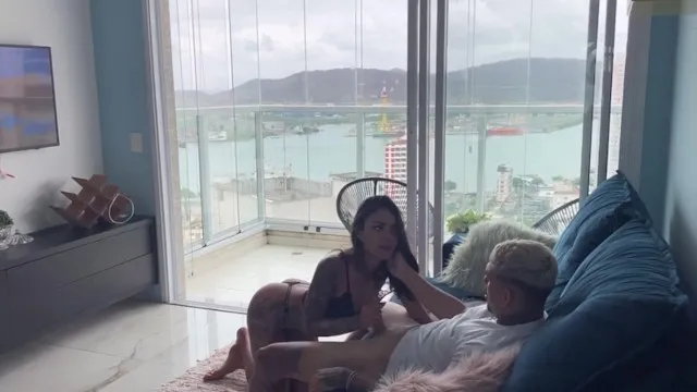 Good morning orgasm on his cock for milf