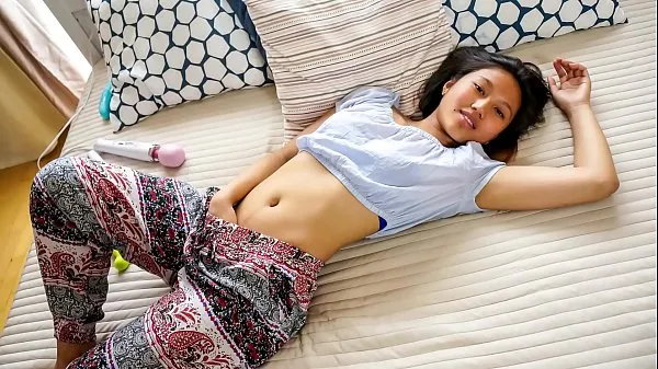 Asian teen vibrates to erotic orgasm